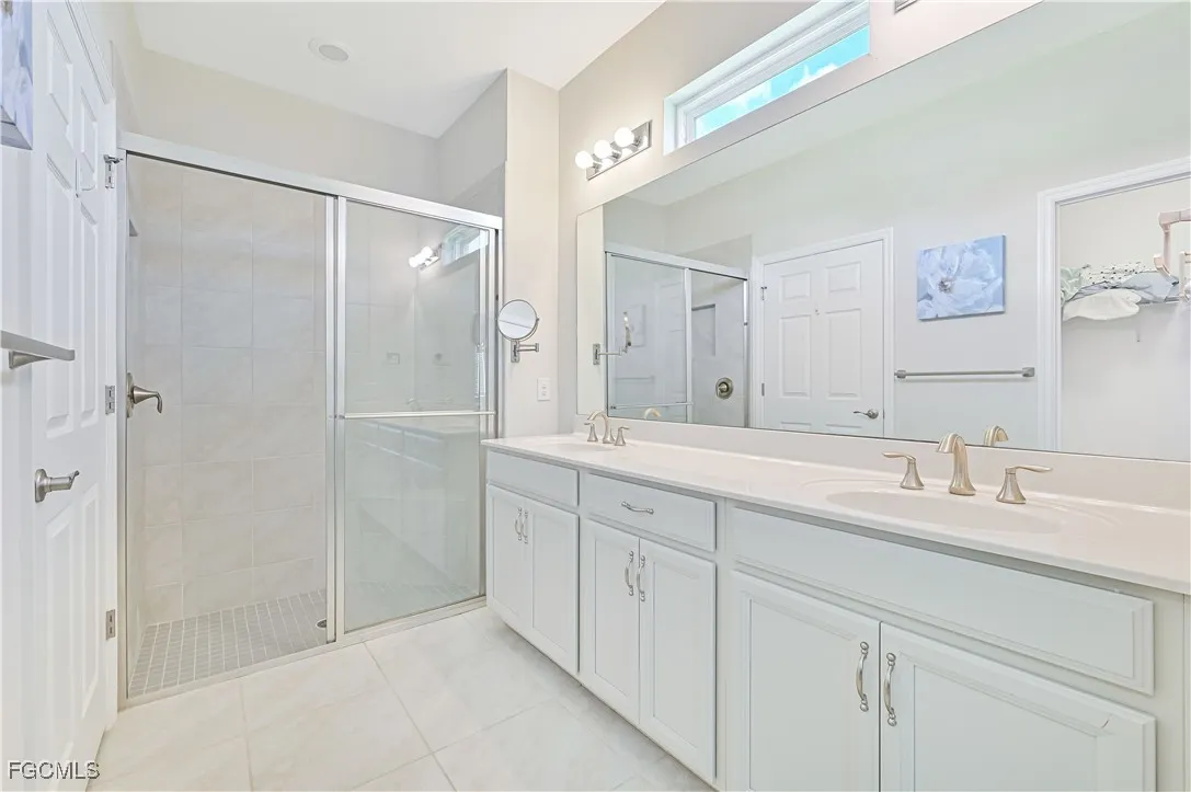 Alva, Florida 33920, United States, 2 Bedrooms Bedrooms, ,2 BathroomsBathrooms,Residential,Active,219024