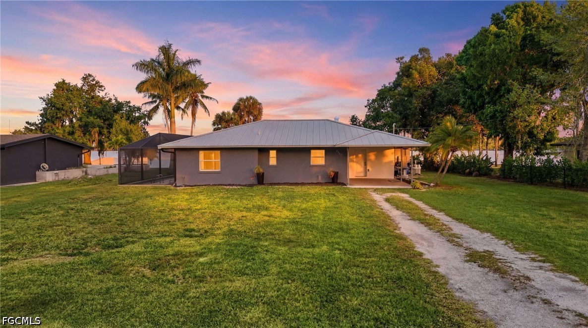 4867 E Riverside Drive