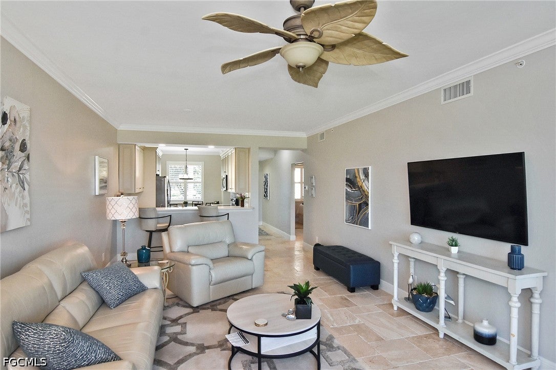 10450 Washingtonia Palm Way 1425