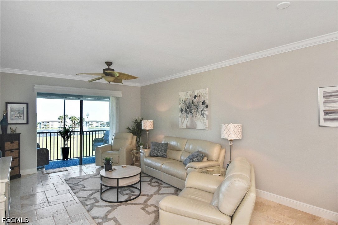 10450 Washingtonia Palm Way 1425