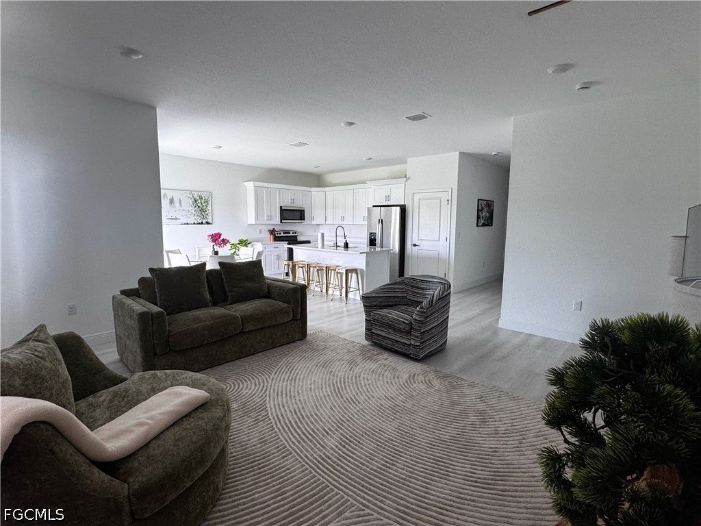 9015 Largo Circle