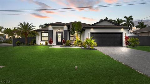 927 SW 25th Street Cape Coral FL 33914