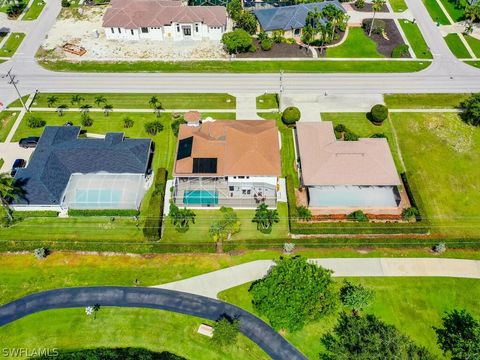 A home in MARCO ISLAND