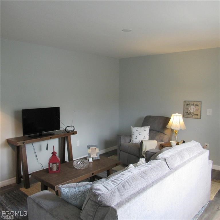 8156 Country Road 106