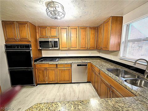 135 Powell Creek Circle North Fort Myers FL 33917