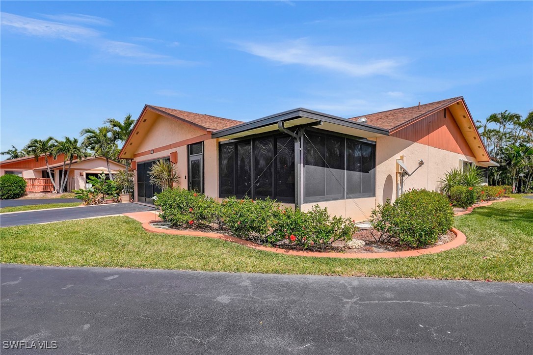 6460 Royal Woods Drive
