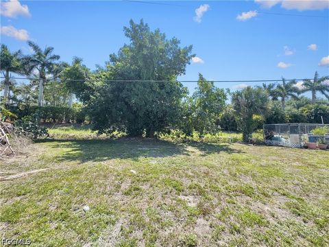Tiny photo for 6617 Warwick Circle, Fort Myers, FL 33919 (MLS # 2026022961)