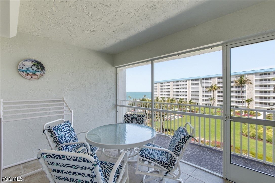 25740 Hickory Boulevard 444