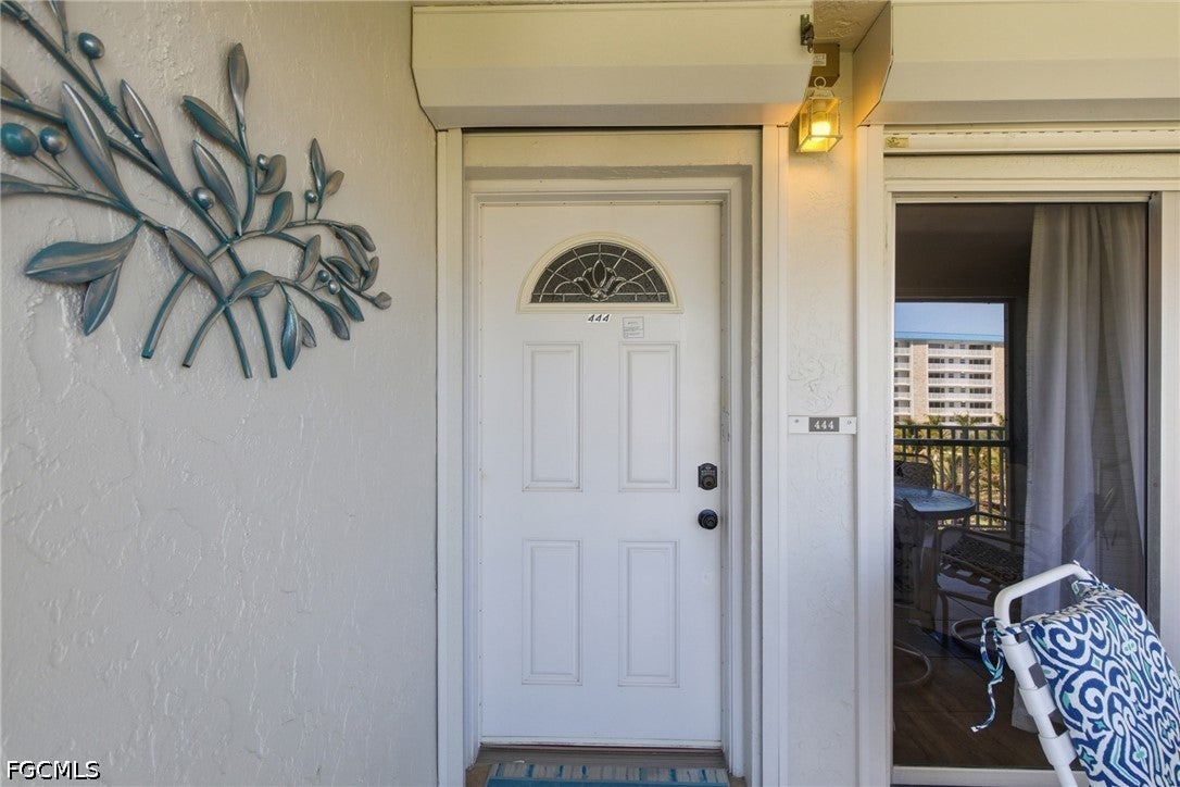 25740 Hickory Boulevard 444