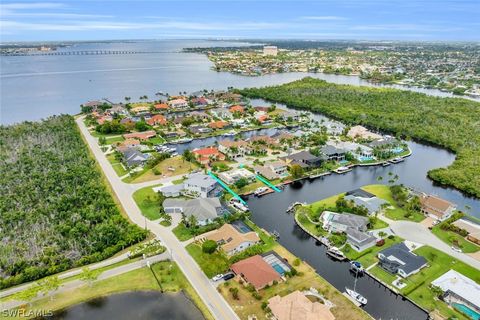 A home in FORT MYERS