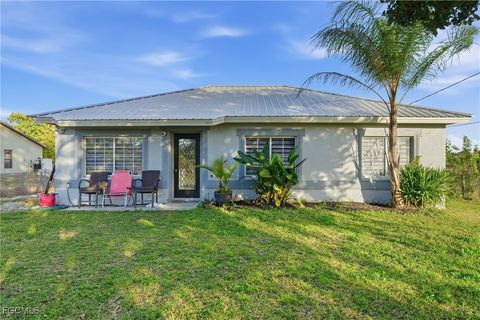 4480 20th Street NE Naples FL 34120