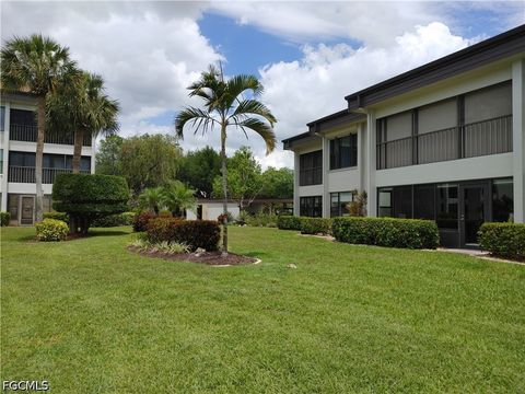 Tiny photo for 5830 Trailwinds Drive #814, Fort Myers, FL 33907 (MLS # 2026018663)