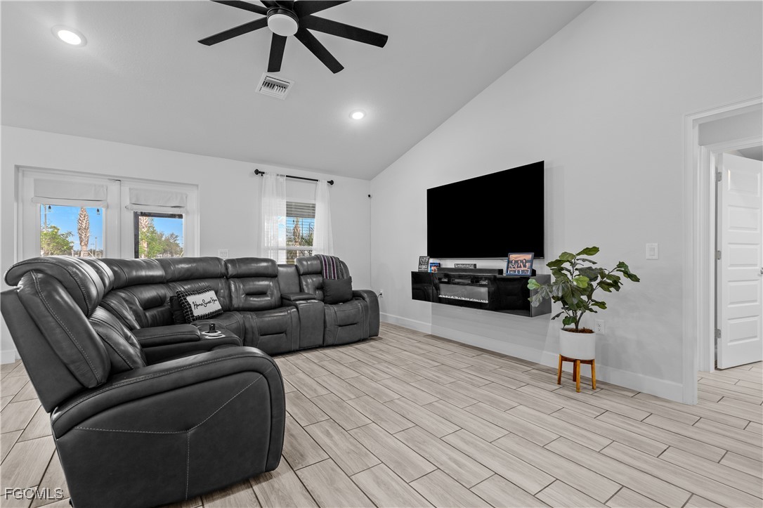 2021 NE 36th Terrace