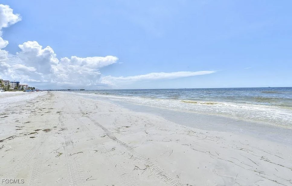 600 Estero Boulevard 405