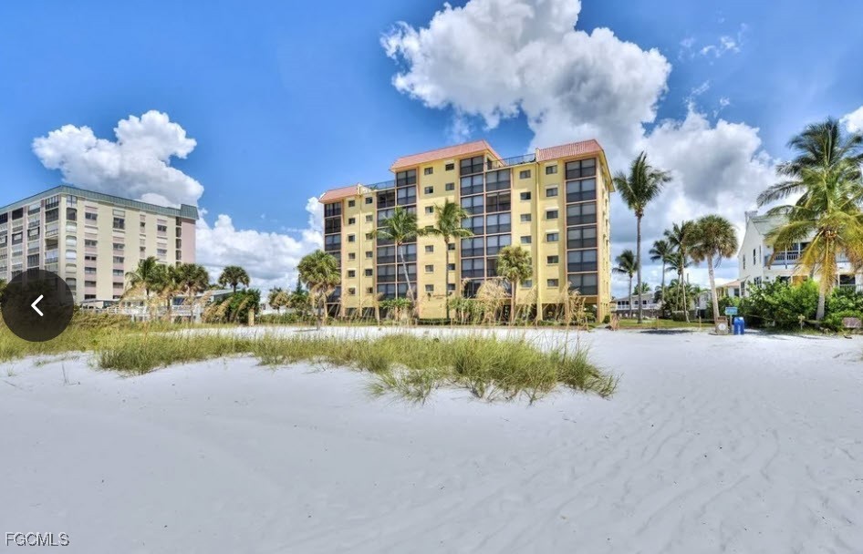 600 Estero Boulevard 405