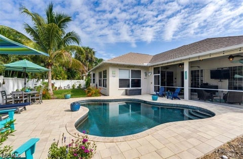Photo of 3728 Luverne Street, Fort Myers, FL 33901 (MLS # 2026039650)
