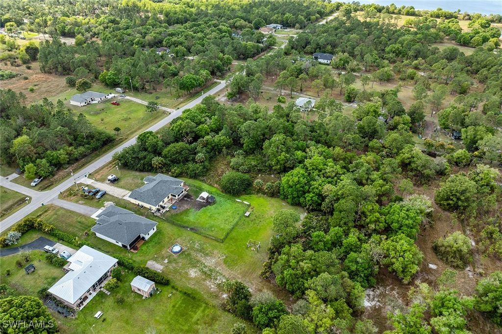 listing image 44