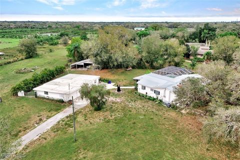4420 Orange River Loop Road Fort Myers FL 33905