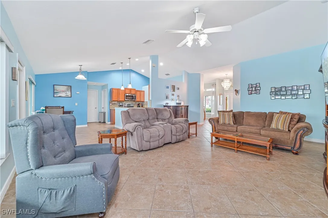 Cape Coral, Florida 33909, United States, 4 Bedrooms Bedrooms, ,2 BathroomsBathrooms,Residential,Active,36708