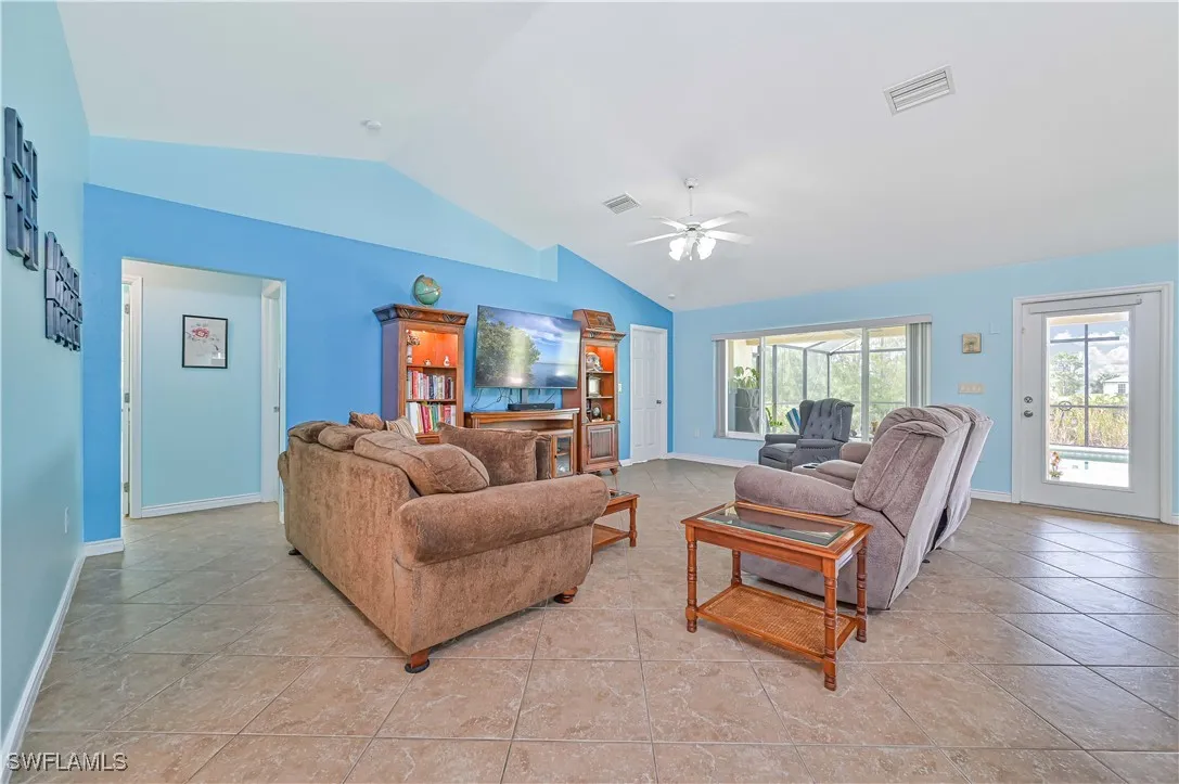 Cape Coral, Florida 33909, United States, 4 Bedrooms Bedrooms, ,2 BathroomsBathrooms,Residential,Active,36708