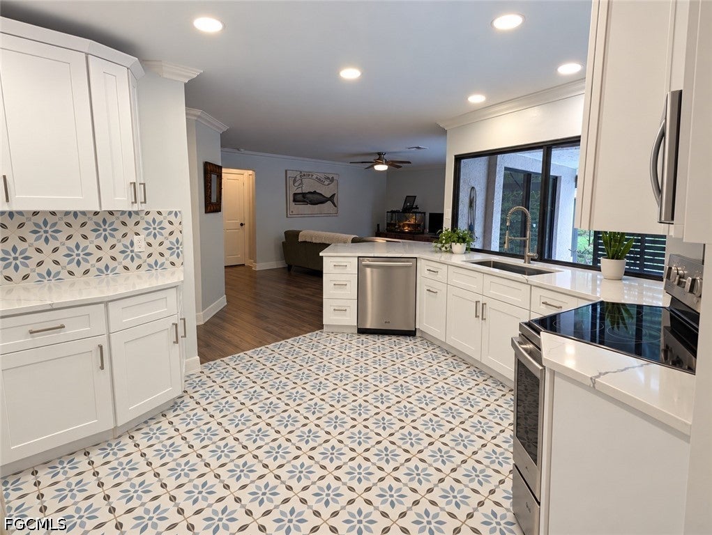 1402 S Larkwood Square