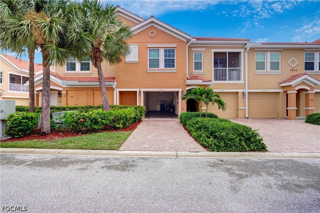 1800 Concordia Lake Circle 2303