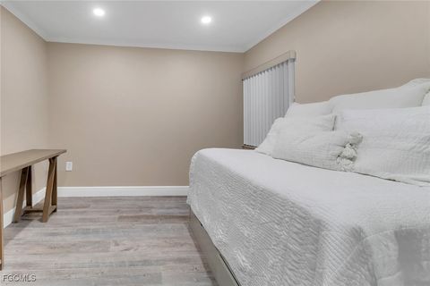 Tiny photo for Fort Myers, FL 33919 (MLS # 2025000965)