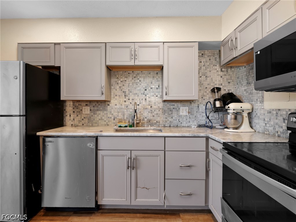 1560 Colonial Boulevard 235