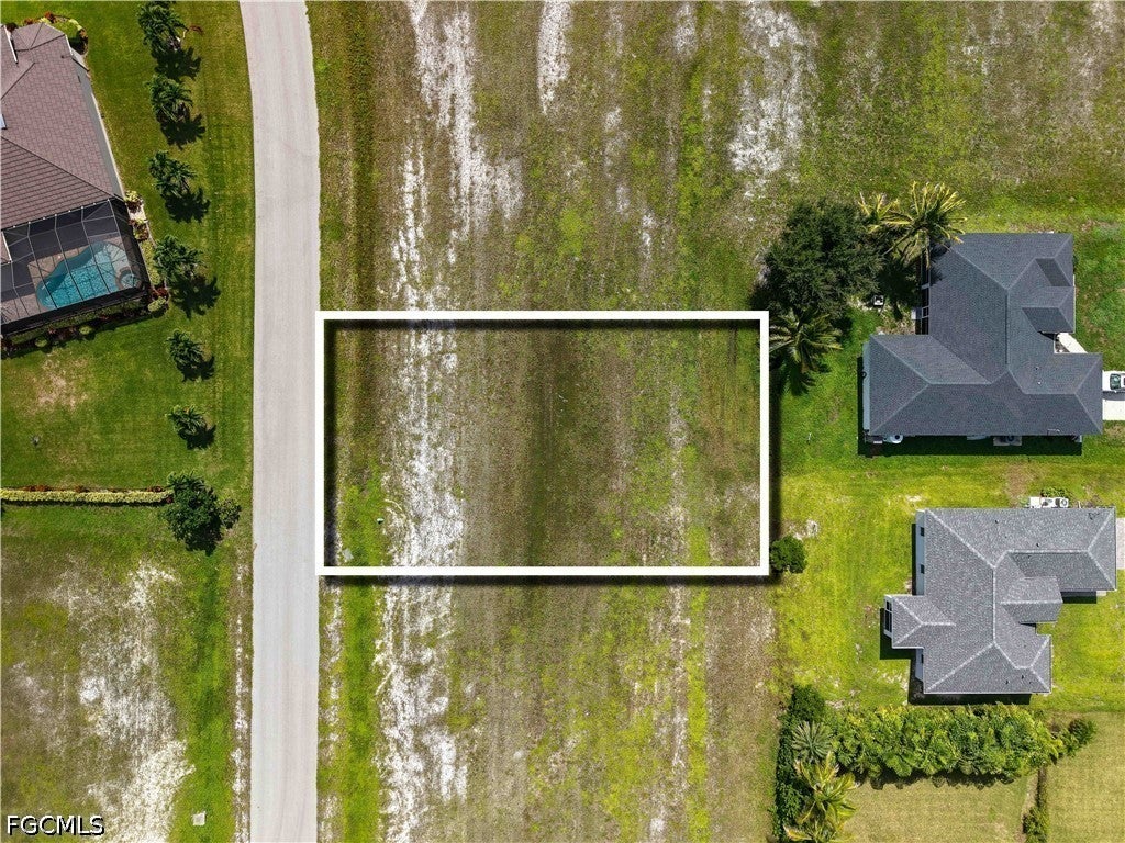 2708 NW 45th Avenue