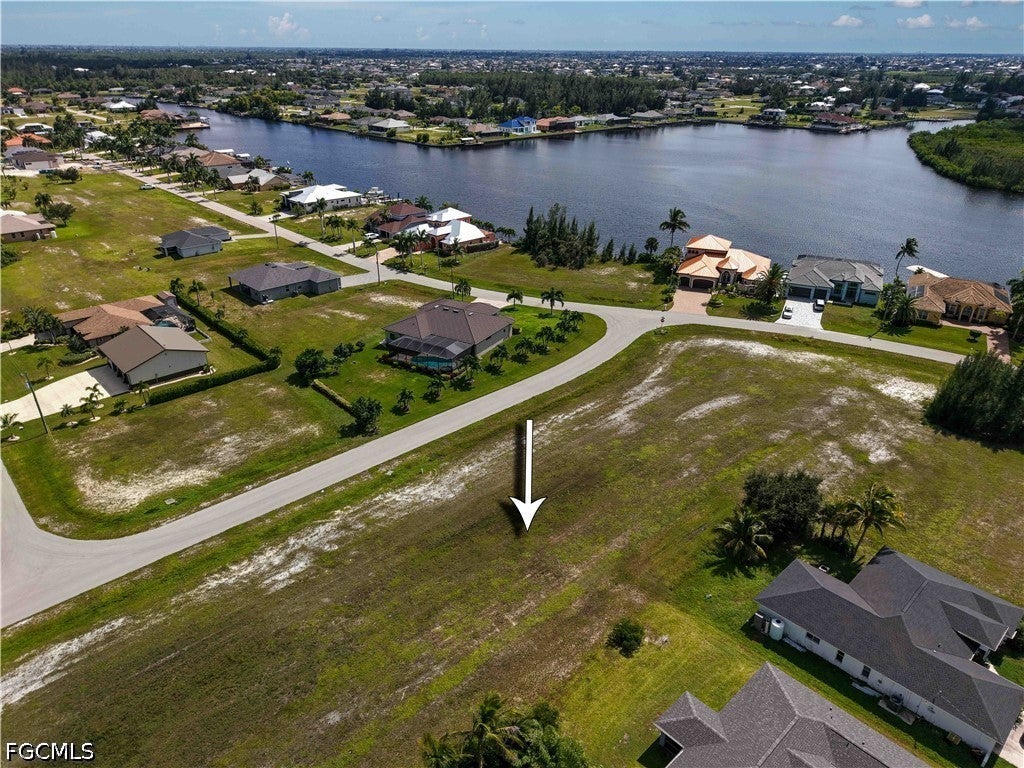 2708 NW 45th Avenue