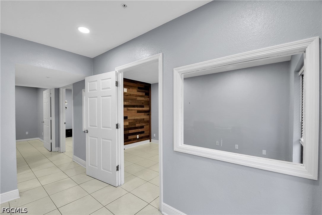 12165 Metro Parkway 1-4
