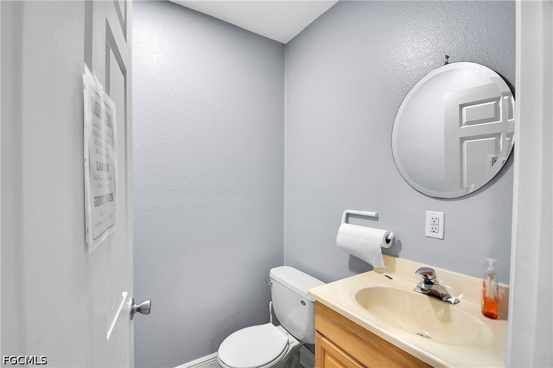 12165 Metro Parkway 1-4
