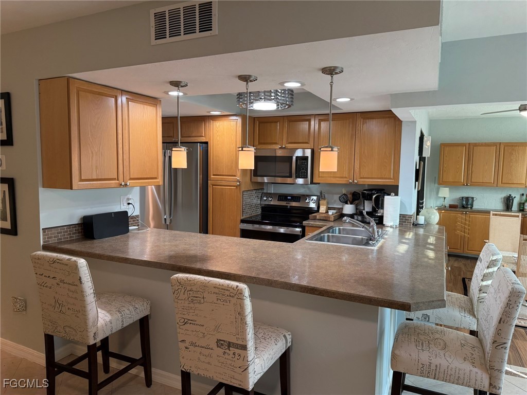 5630 Trailwinds Drive 215