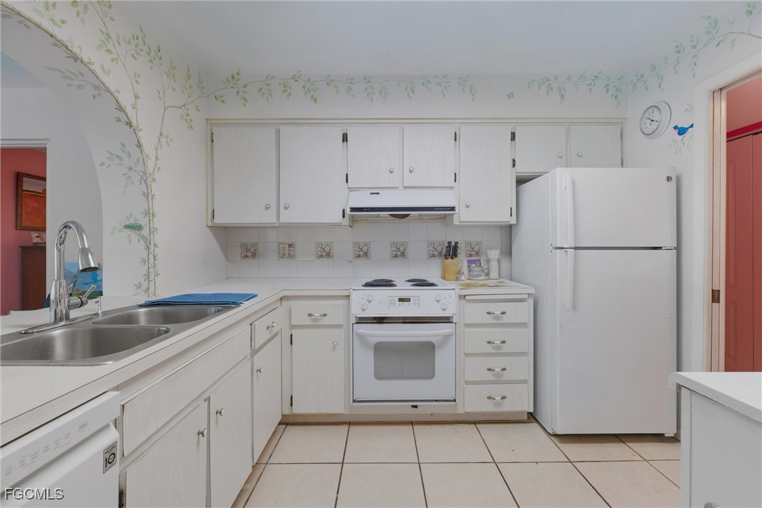3119 Boca Ciega Drive B8