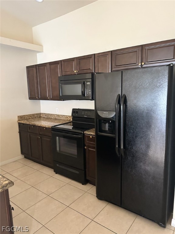 4202/4204 SW 7th Place