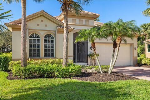 8872 King Henry Court Fort Myers FL 33908