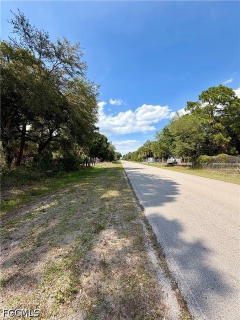 Tiny photo for 360 S Hacienda Street, Clewiston, FL 33440 (MLS # 2026018694)