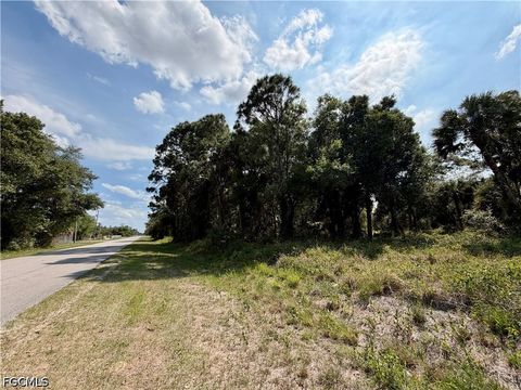 Tiny photo for 360 S Hacienda Street, Clewiston, FL 33440 (MLS # 2026018694)