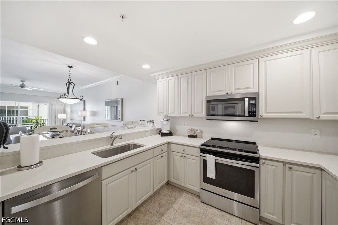 221 9th Street S 206