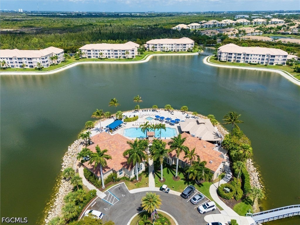 9190 Southmont Cove 202