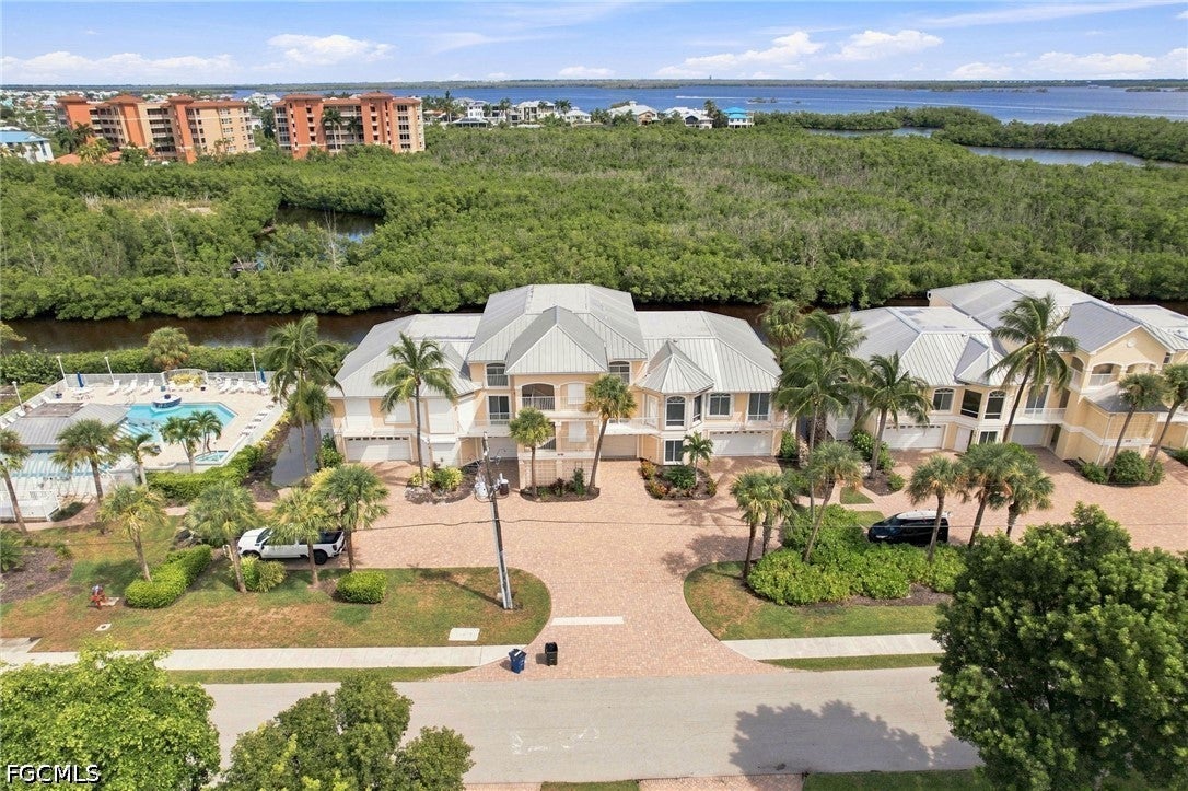 271 Lenell Road 4