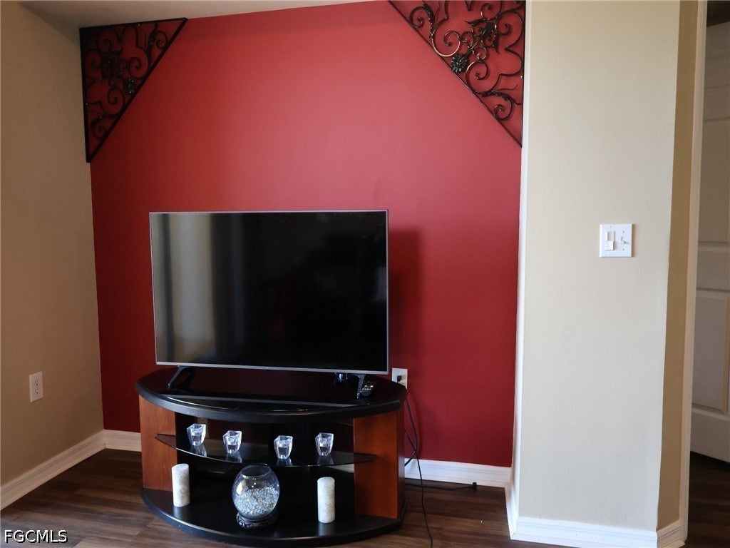 8754 RIVER HOMES Lane 8306