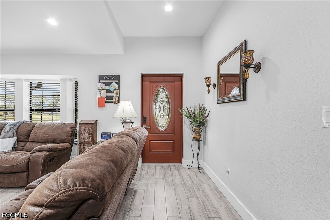 4176 NW 39th Place