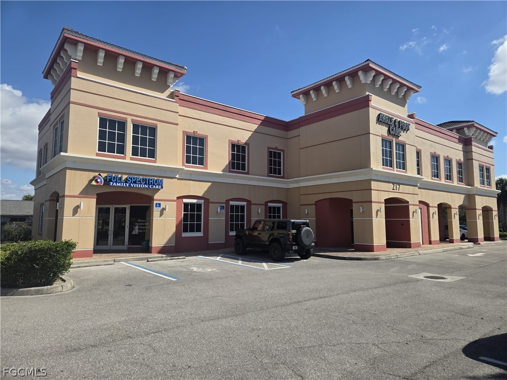 217 Del Prado Boulevard S