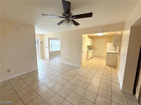 Tiny photo for 3814 SE 3rd Place, Cape Coral, FL 33904 (MLS # 2026022988)