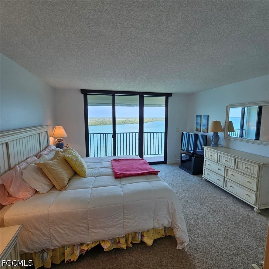 4253 Bay Beach Lane C6