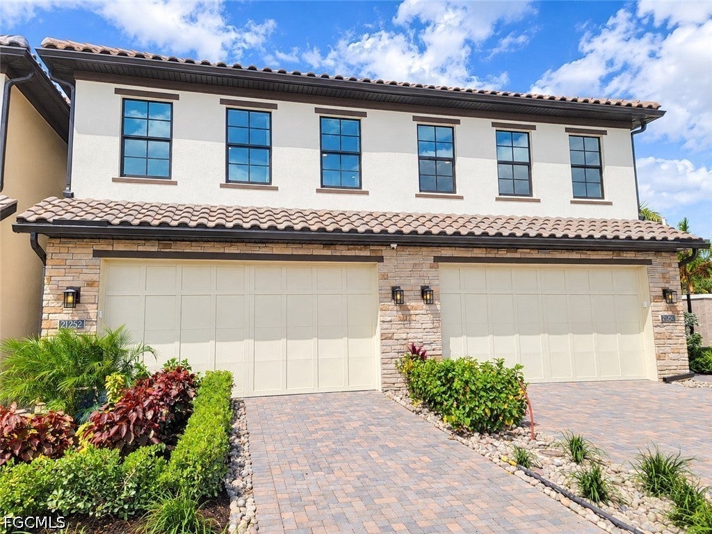21250 Estiva Villa Circle