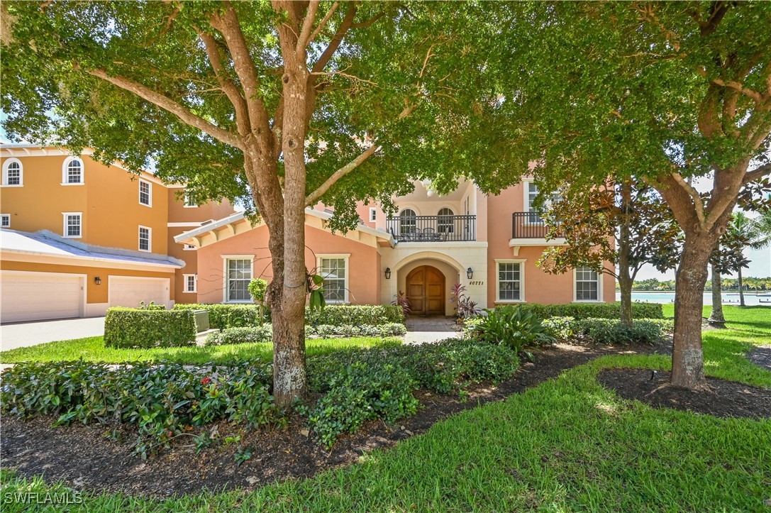 10771 Vivaldi Court 1401
