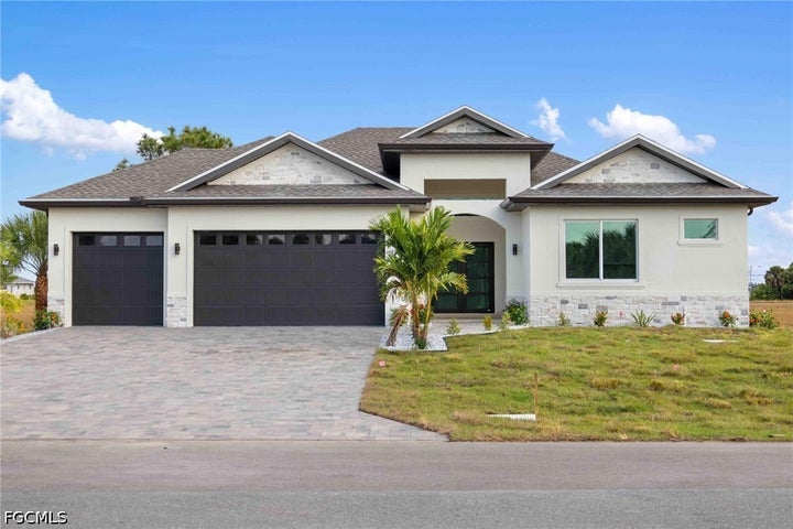 Photo 1 of 40 — 38 Lark Drive, Placida, FL 33946