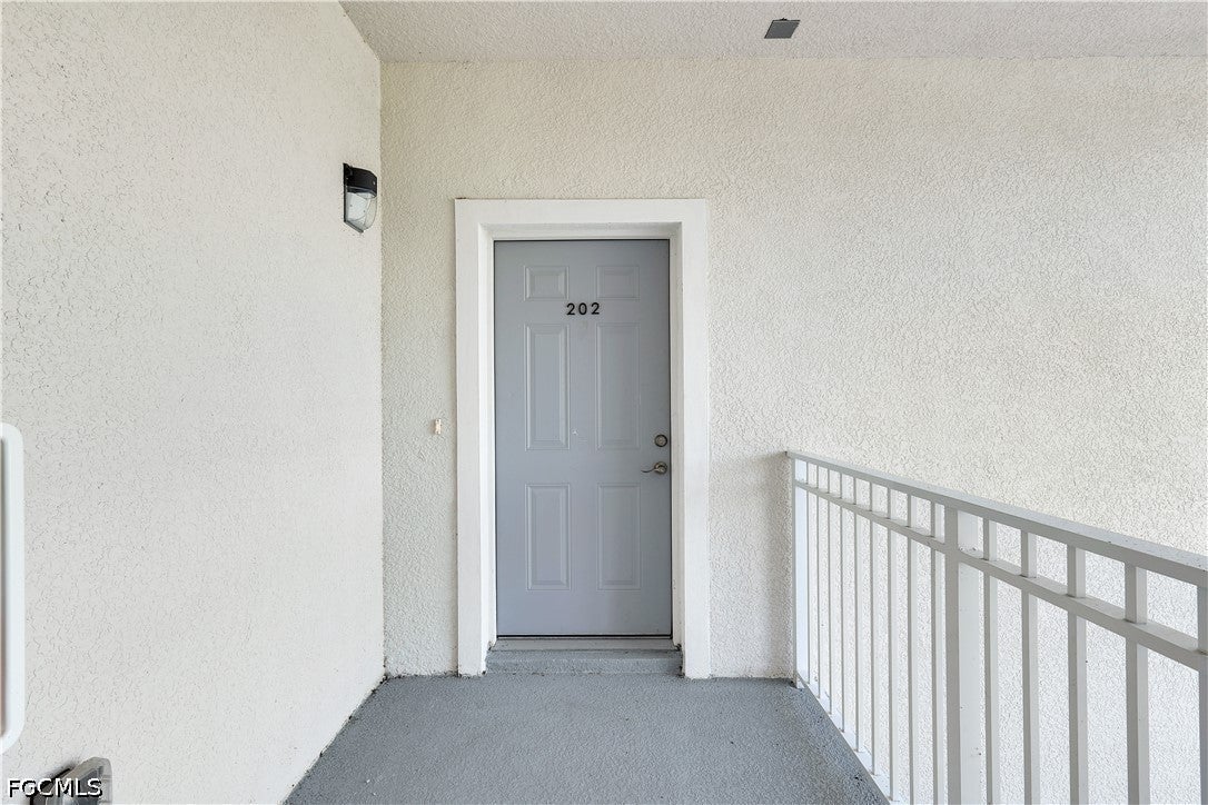 3410 Skyline Boulevard S